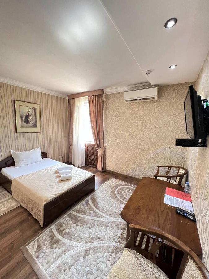 Hotel Papillon Tashkent Exterior foto