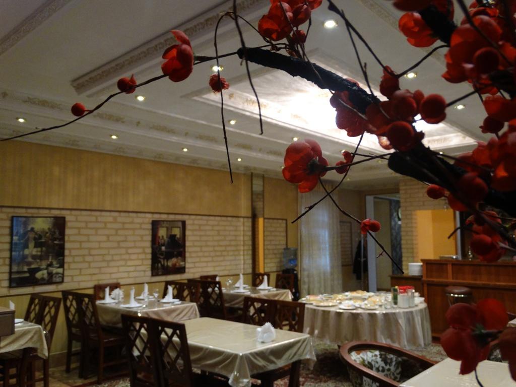 Hotel Papillon Tashkent Exterior foto